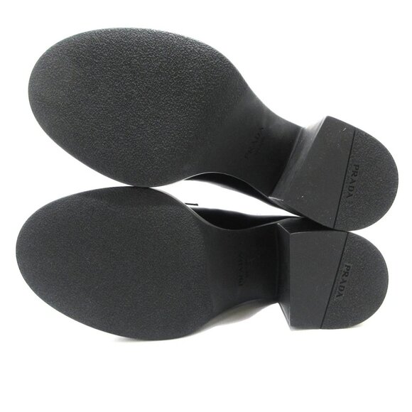 PRADA Triangle Logo Black Brushed Leather Women's Pumps 651-042725 - Picture 3 of 10